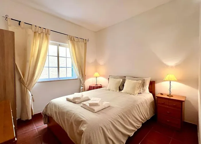 Casa Rosado Tipica Portuguesa * Barao de Sao Joao