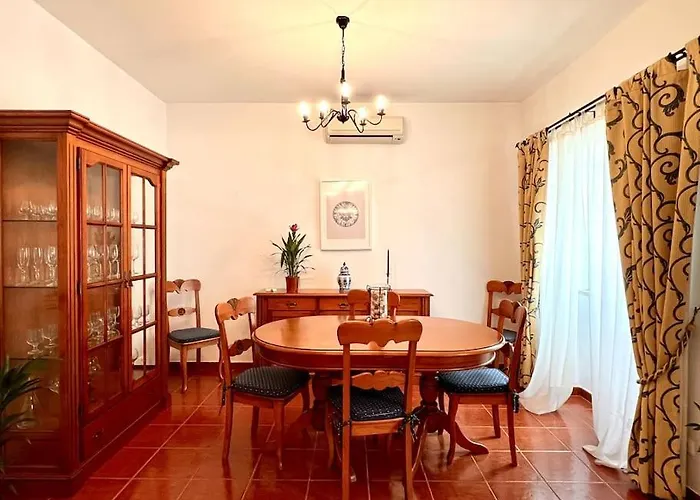 Casa Rosado Tipica Portuguesa *