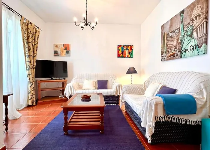 Casa Rosado Tipica Portuguesa Barao de Sao Joao