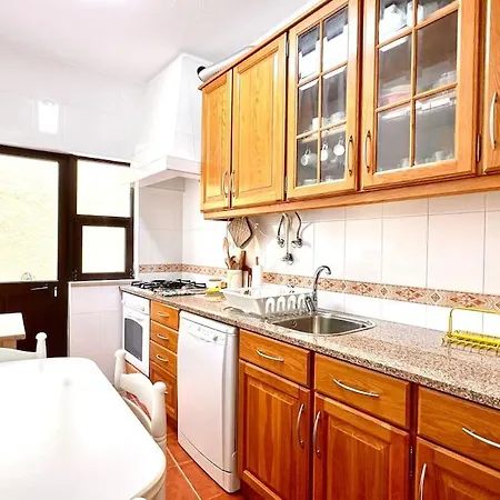 Casa Rosado Tipica Portuguesa * Barao de Sao Joao