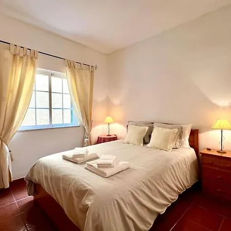 Casa Rosado Tipica Portuguesa * Barao de Sao Joao