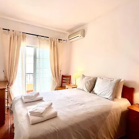 Casa Rosado Tipica Portuguesa Barao de Sao Joao