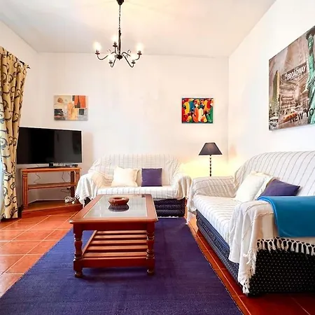 Casa Rosado Tipica Portuguesa Barao de Sao Joao